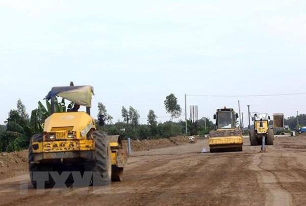 Land clearance in a section of North-South Expressway project.