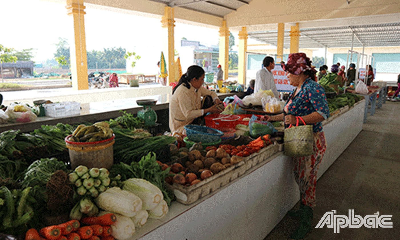 Các quầy hàng kinh doanh thực phẩm trong chợ Thành Công đã được cải tạo, nâng cấp theo Tiêu chuẩn quốc gia về chợ kinh doanh thực phẩm.