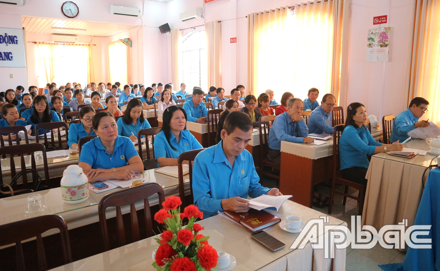 Quang cảnh hội nghị