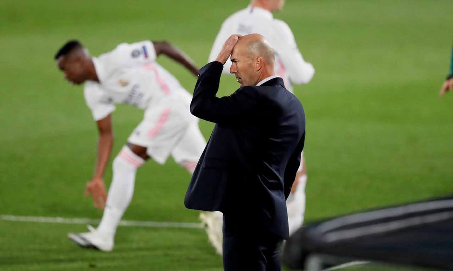 Zidane và các học trò buộc phải thắng ở trận đấu sắp tới để giành quyền tự quyết cho mình cũng như định đoạt chiếc ghế đang lung lay của ông tại Real Madrid. Ảnh: Vietnamnet.vn