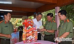 Công an Tiền Giang thăm, chúc tết lãnh đạo Công an tỉnh qua các thời kỳ