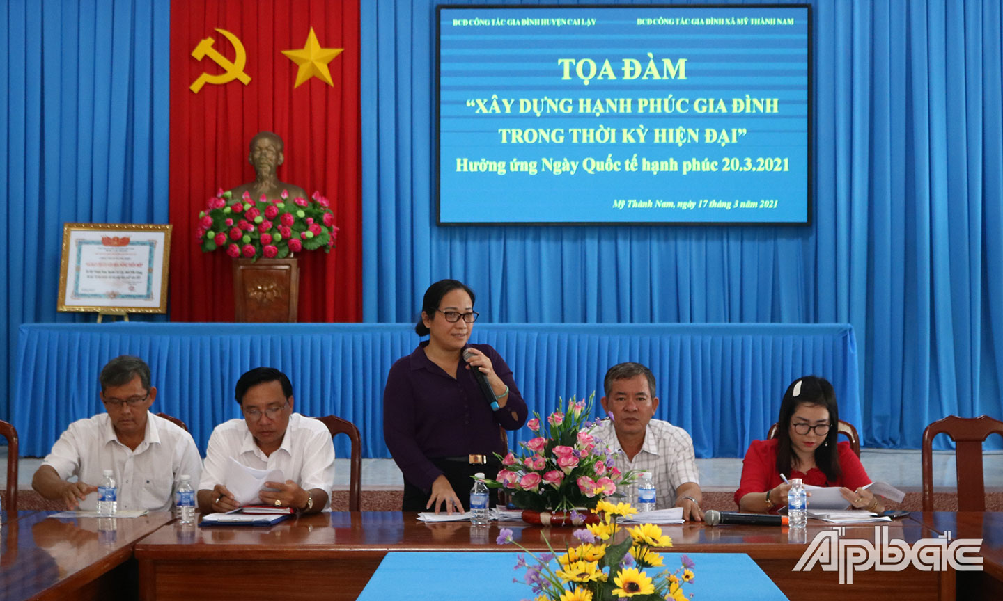 Tọa đàm chủ đề 