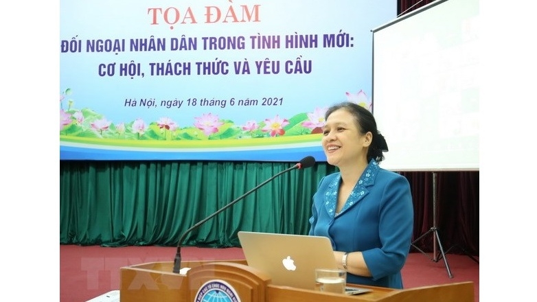  Chairwoman of the Vietnam Union of Friendship Organisations Nguyen Phuong Nga speaks at the event. (Photo: VNA).