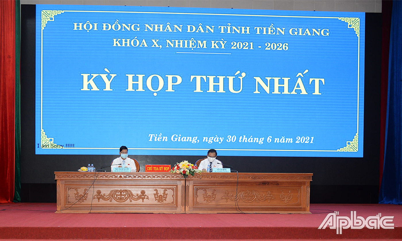 Chủ tọa kỳ họp