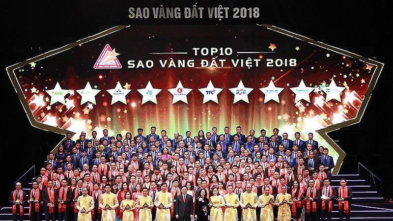 Best Vietnamese firms honoured with Vietnam Gold Star Award 2018.