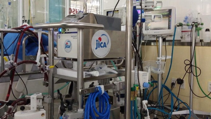 This is the second medical device aid package for Cho Ray hospital after the first one in July 2020.