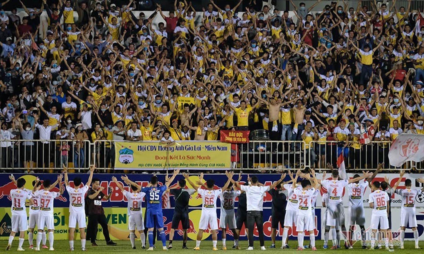 Hoàng Anh Gia Lai là đội dẫn đầu V-League 2021 trước khi giải dừng hoàn toàn do dịch bệnh. Ảnh: Vietnamnet.vn