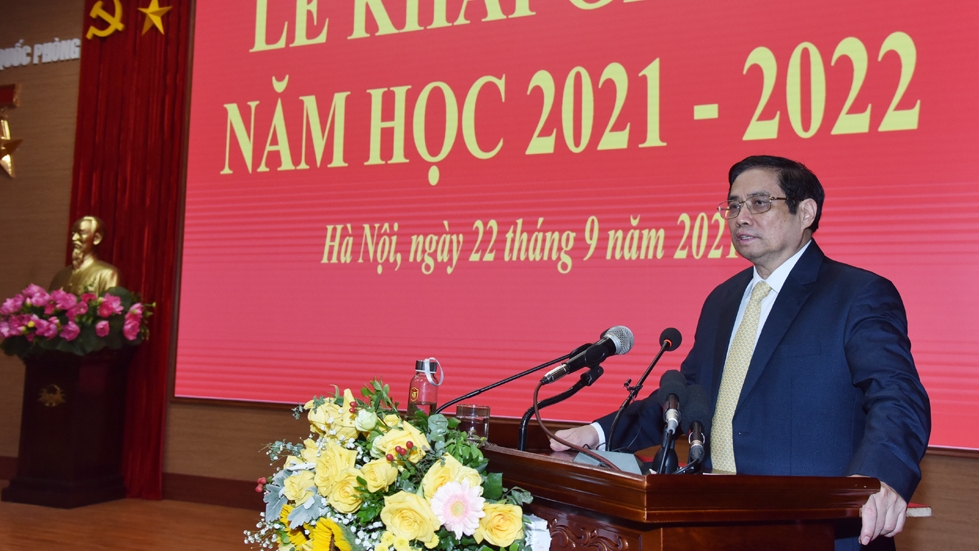 Prime Minister Pham Minh Chinh speaking at the National Defence Academy (Photo: Tran Hai).