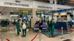 Nearly 1,000 medical personnel return to Hanoi from Ho Chi Minh City