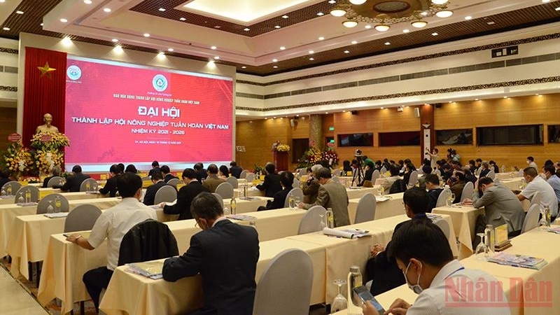 (Source: NDO)  The convention to establish the Vietnam Circular Agriculture Association.