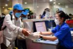 Vietnam Airlines helps carry needy workers home for Tet