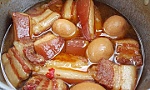 Thịt kho tàu của má