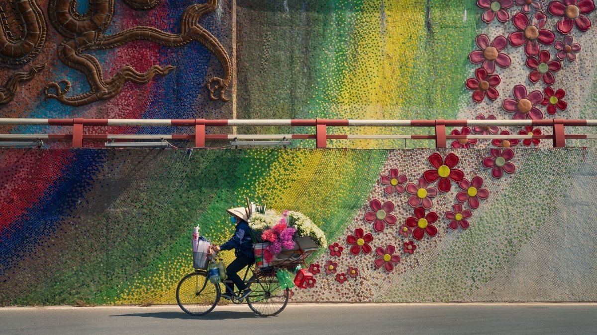 Bike with Flowers (Photo: Nguyen Phuc Thanh).