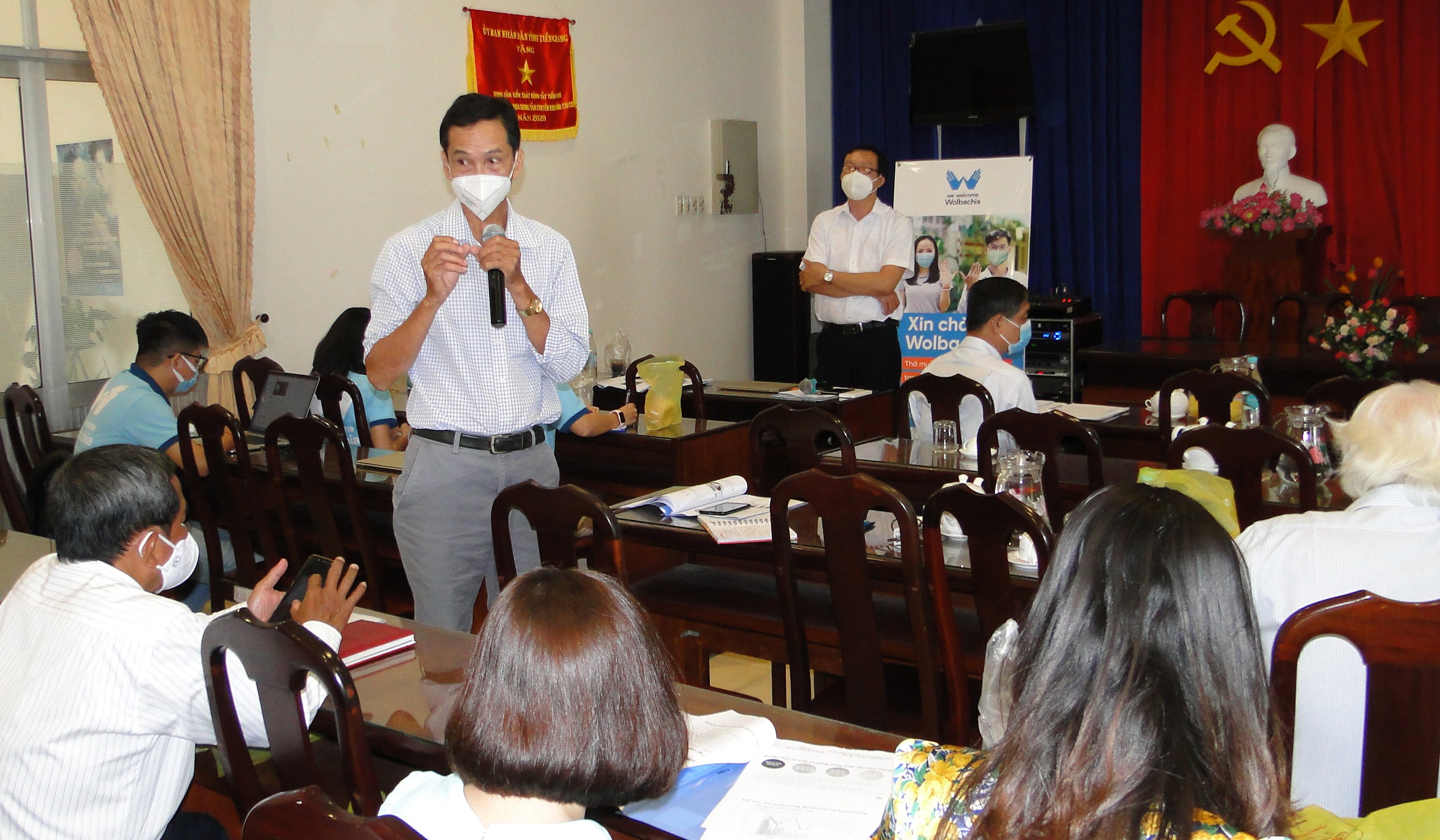 BSCK2 Lê Đăng Ngạn, nguyên Phó Giám đốc Trung tâm kiểm soát bệnh tật Tiền Giang giải đáp t