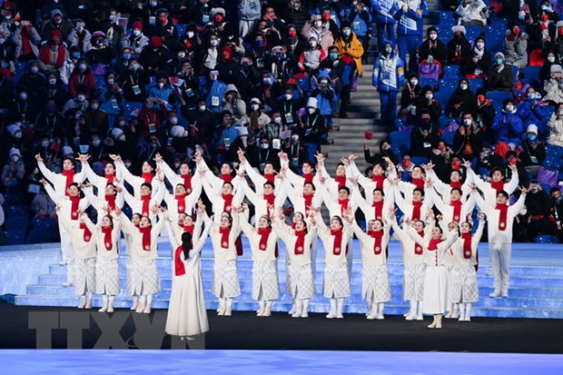 Các nghệ sỹ biểu diễn tại lễ khai mạc Paralympic mùa Đông Bắc Kinh 2022, Trung Quốc tối 4-3. (Ảnh: THX/TTXVN)