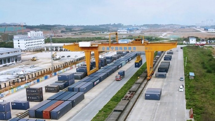 Railway goods transport between Vietnam and China up 34.1 percent (Photo: The People’s Daily).