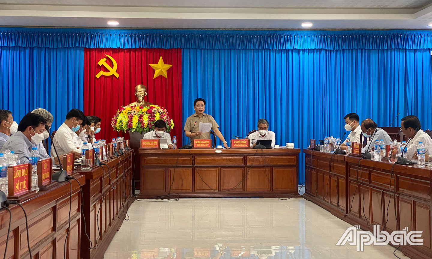 Đồng chí Trần Văn Dũng chỉ đạo tại hội nghị.