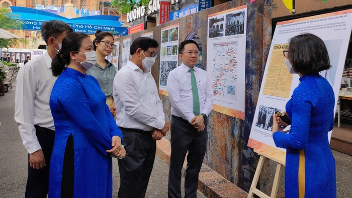 At the exhibition in Ho Chi Minh City (Photo: NDO),