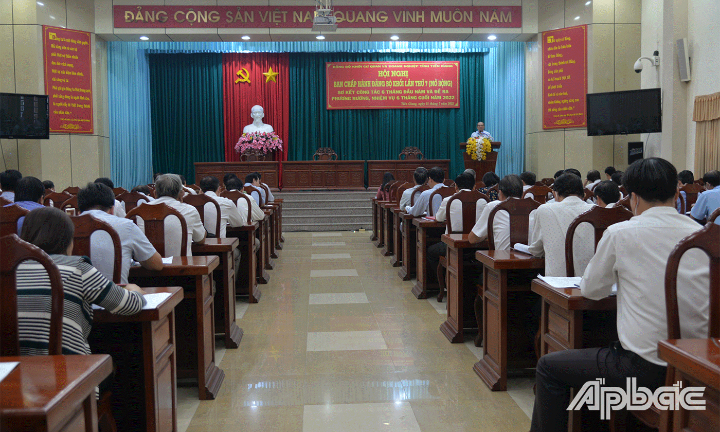 Quang cảnh hội nghị.