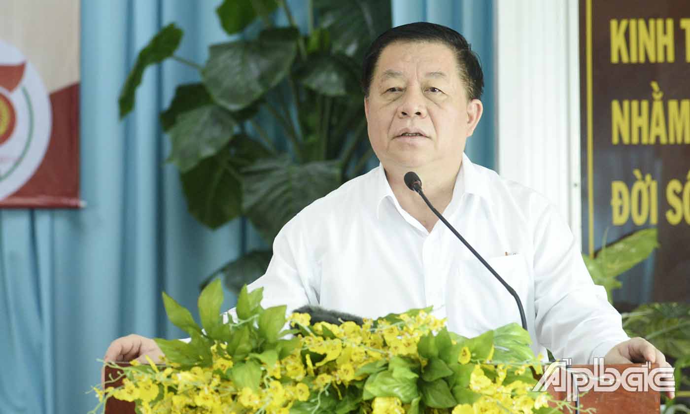 Đồng chí Nguyễn Trọng Nghĩa, BÍ thư Trung ương Đảng, Trưởng Ban Tuyên giáo Trung ương phát biểu tại Chương trình.