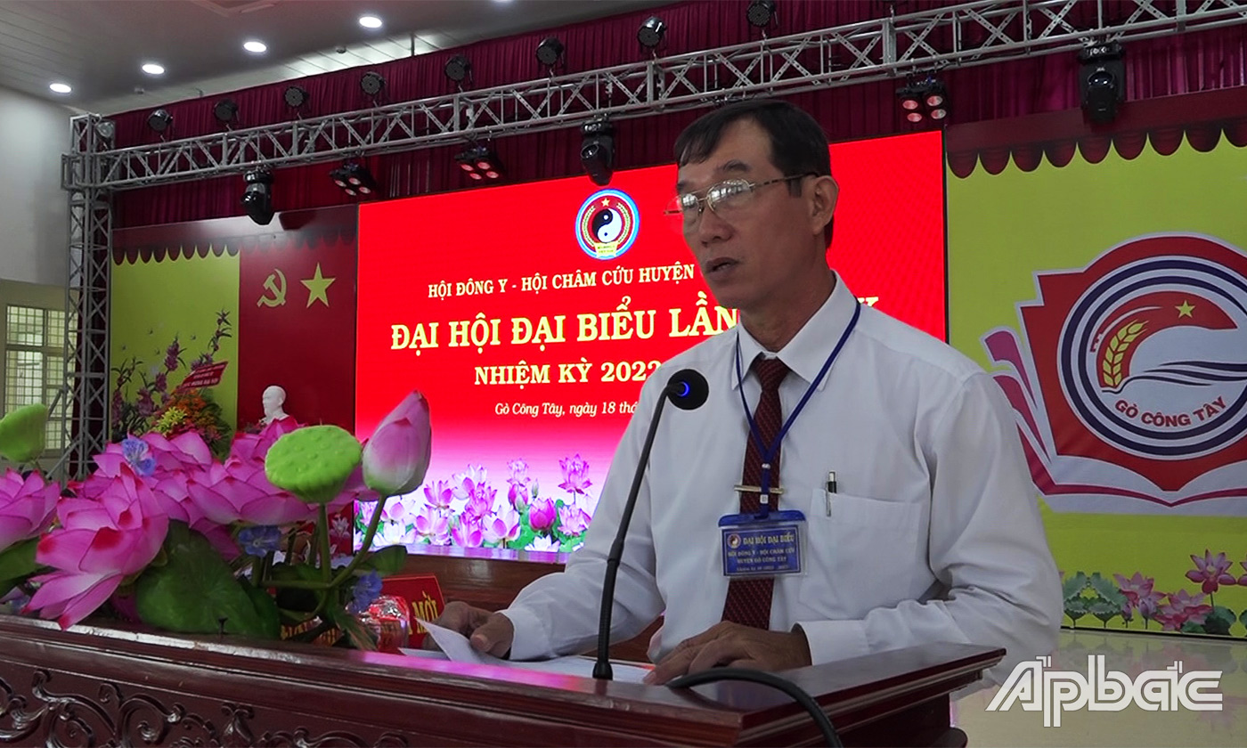 Phó Chủ tịch UBND huyện Gò Công Tây Nguyễn Thanh Tuấn hứa hẹn tại hội nghị