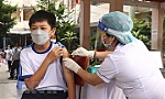 Đưa trẻ đi tiêm vaccine phòng Covid-19 đầy đủ, đúng lịch