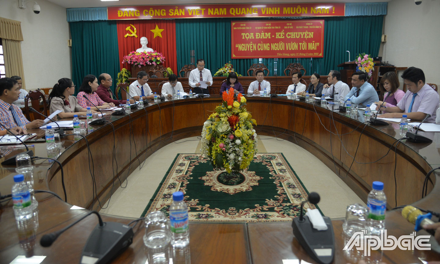 Quang cảnh buổi Tọa đàm - Kể chuyện.