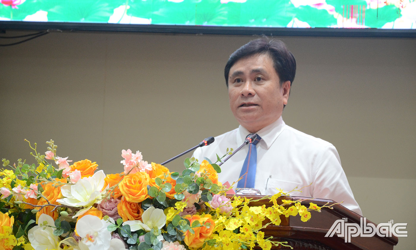 Đồng chí Trần Văn Dũng phát biểu tại hội nghị.