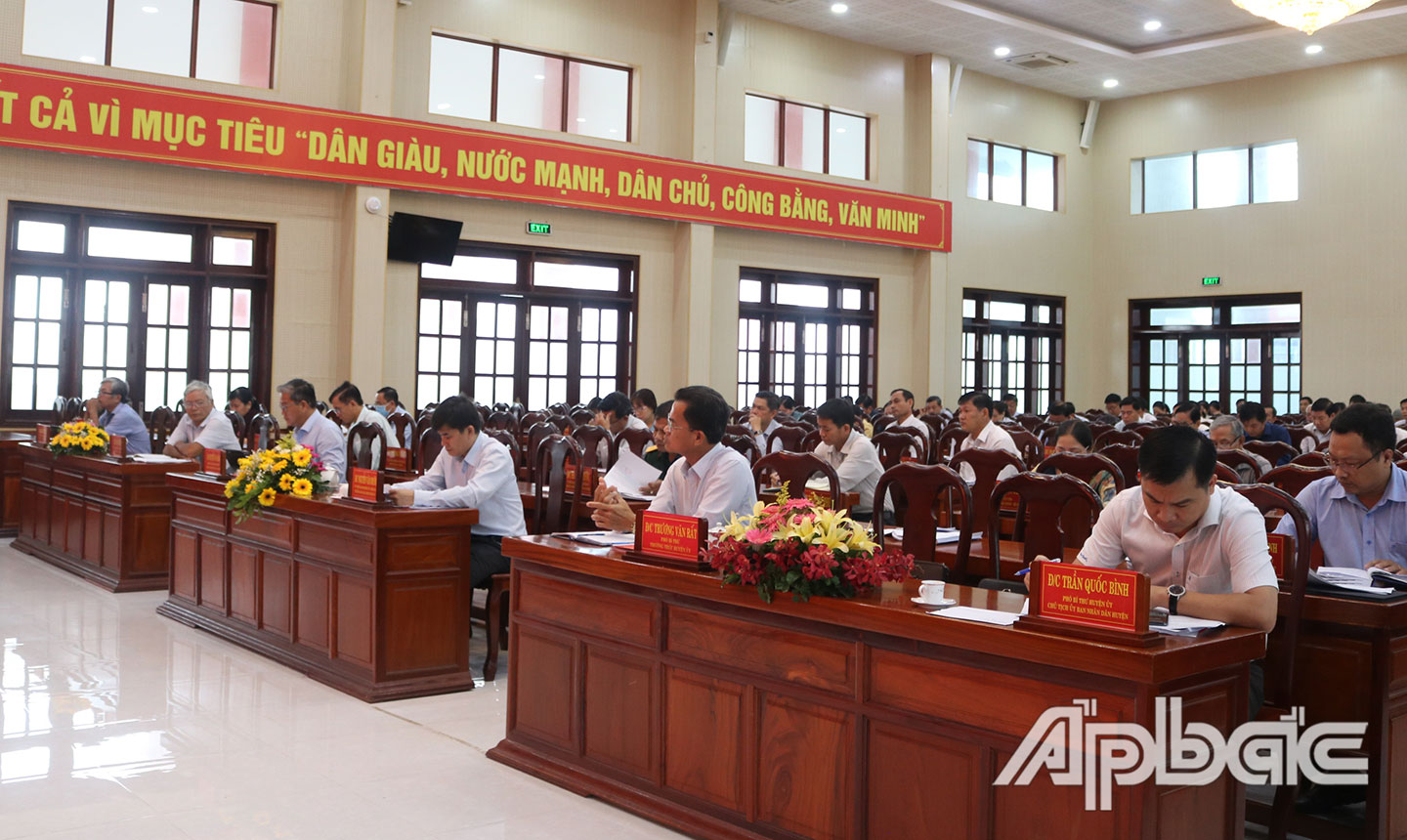 Quang cảnh hội nghị tại huyện Cai Lậy.