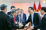 Thường trực Ban Bí thư Võ Văn Thưởng gặp mặt cán bộ, nhân viên Đại sứ quán Việt Nam tại Campuchia