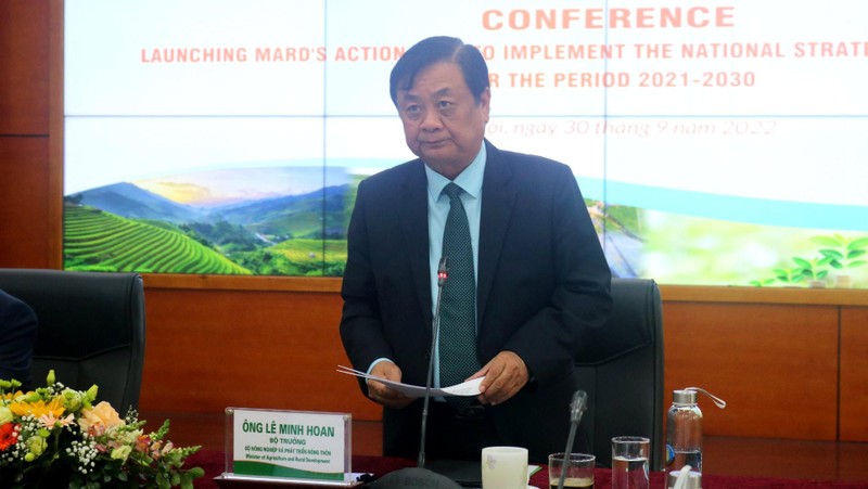 Minister of Agriculture and Rural Development Le Minh Hoan speaking at the conference. (Photo: baotainguyenmoitruong.vn).