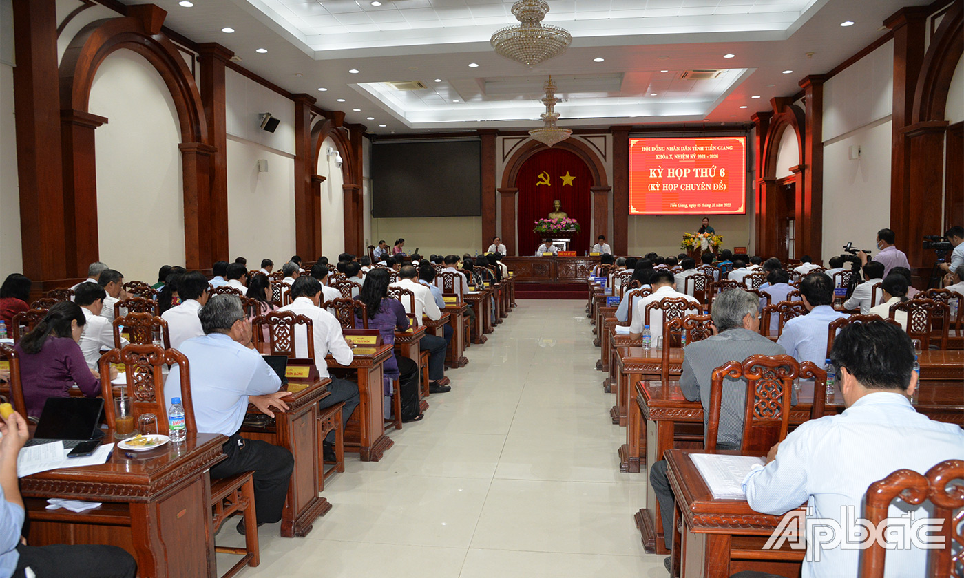 Quang cảnh hội nghị