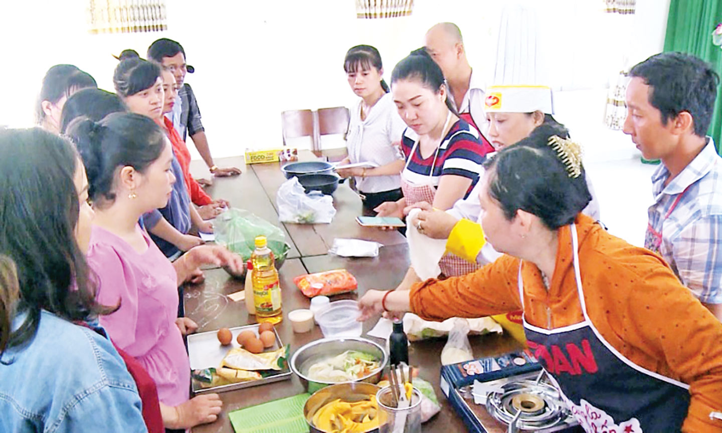 Lớp Đào tạo nghề nấu ăn, được tổ chức tại Trung tâm Dịch vụ việc làm  Tiền Giang (Cơ sở 2).