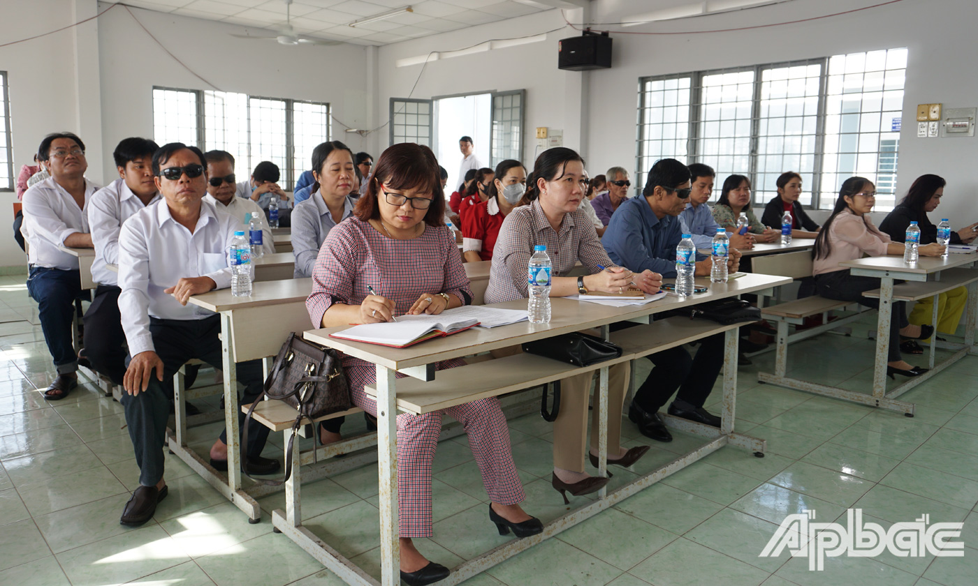 Quang cảnh hội nghị 