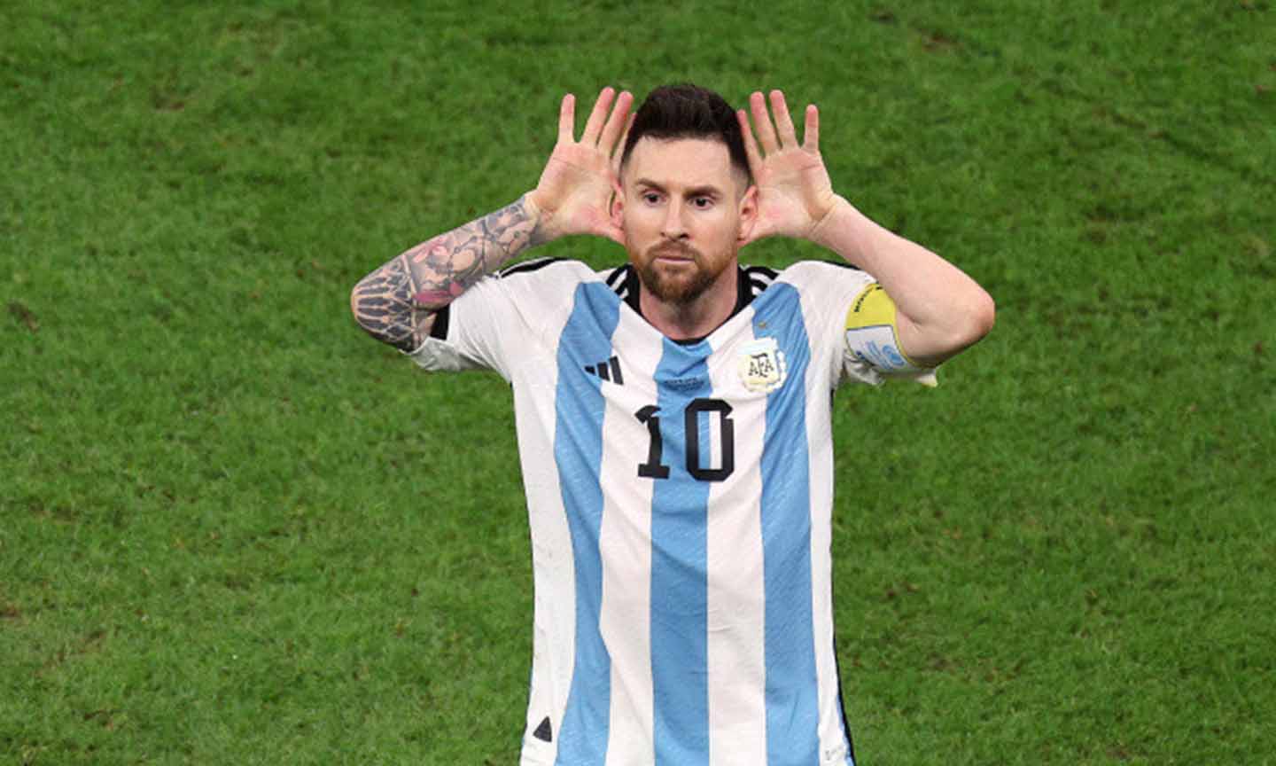 Messi là không thể thiếu đối với các đồng đội ở Argentina hiện tại. Ảnh: Vietnamnet.vn