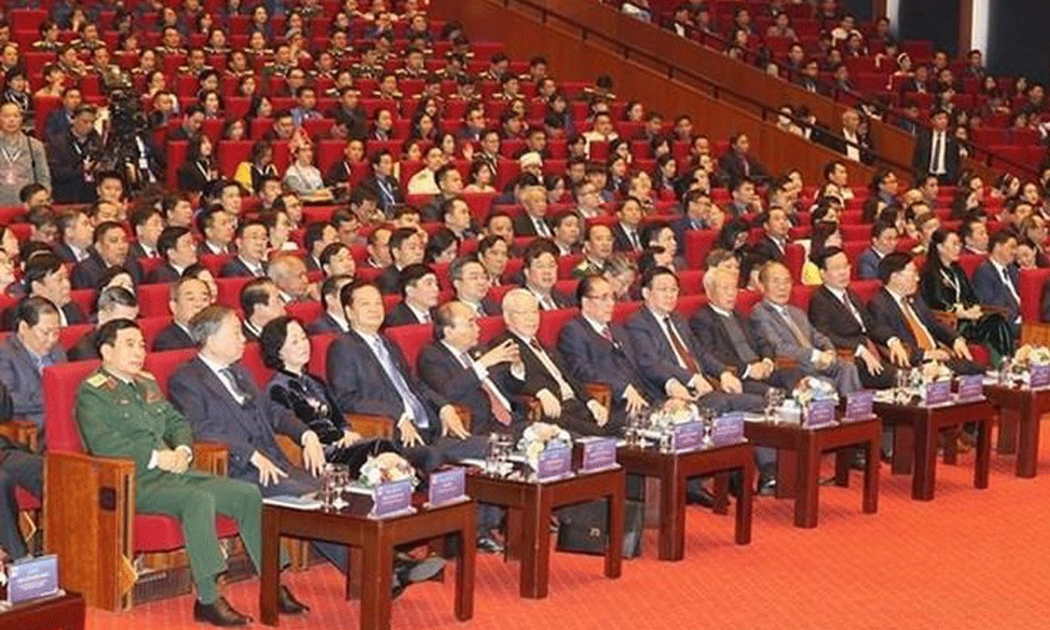 The congress sees the participation of leaders and former leaders, and many delegates. (Photo: VNA).