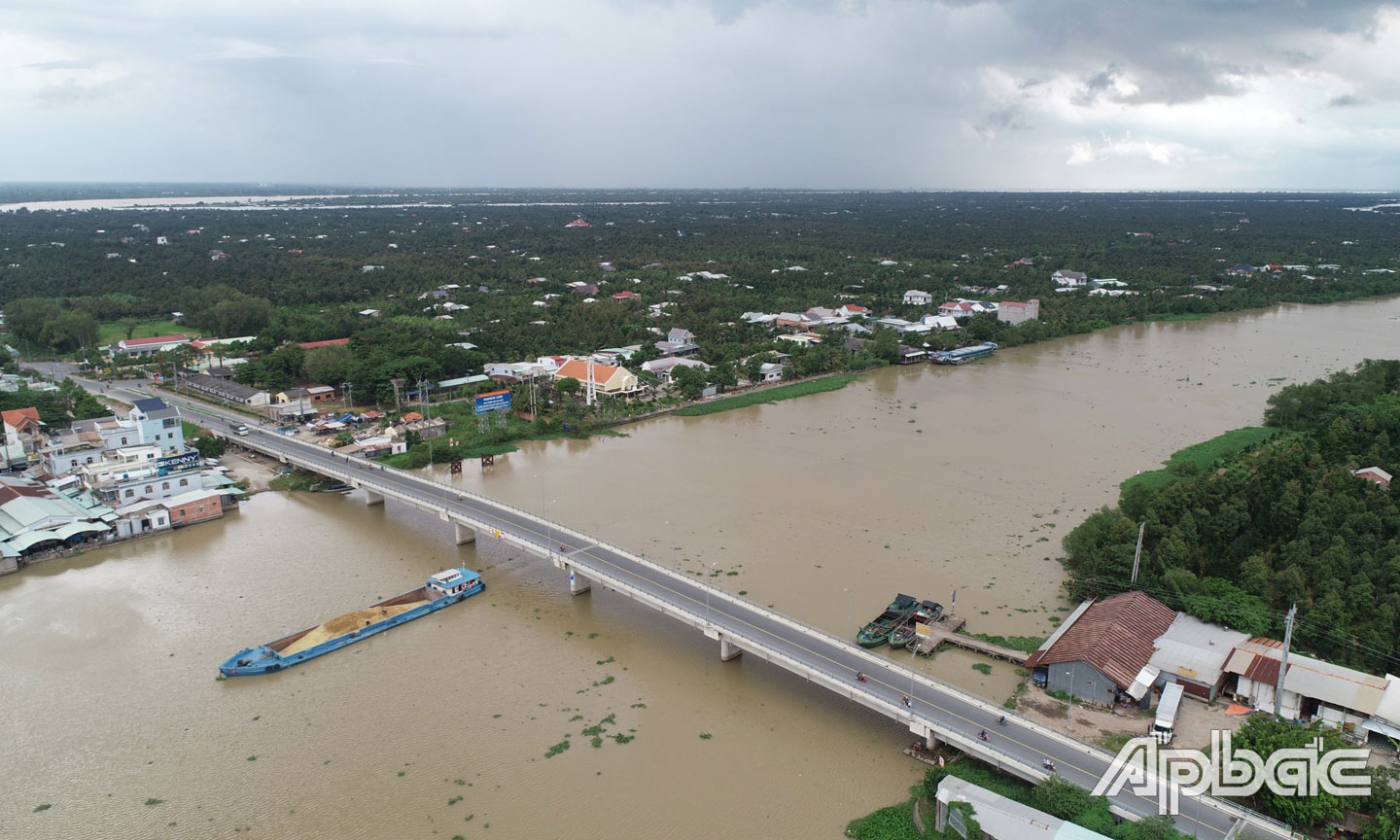 Cầu Ngũ Hiệp (huyện Cai Lậy) đầu tư xây dựng hoàn thành năm 2020.