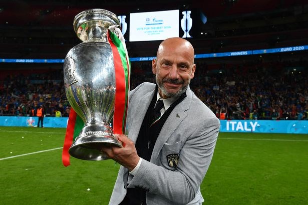 Vialli cùng Italy giành chức vô địch EURO 2020. (Nguồn: Getty Images)