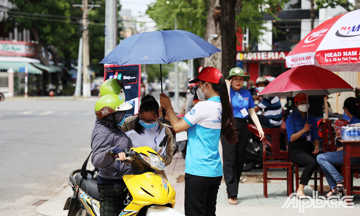 Ngân tích cực trong các phong trào tình nguyện, tham gia vào các hoạt động phong trào của Đoàn, Hội 