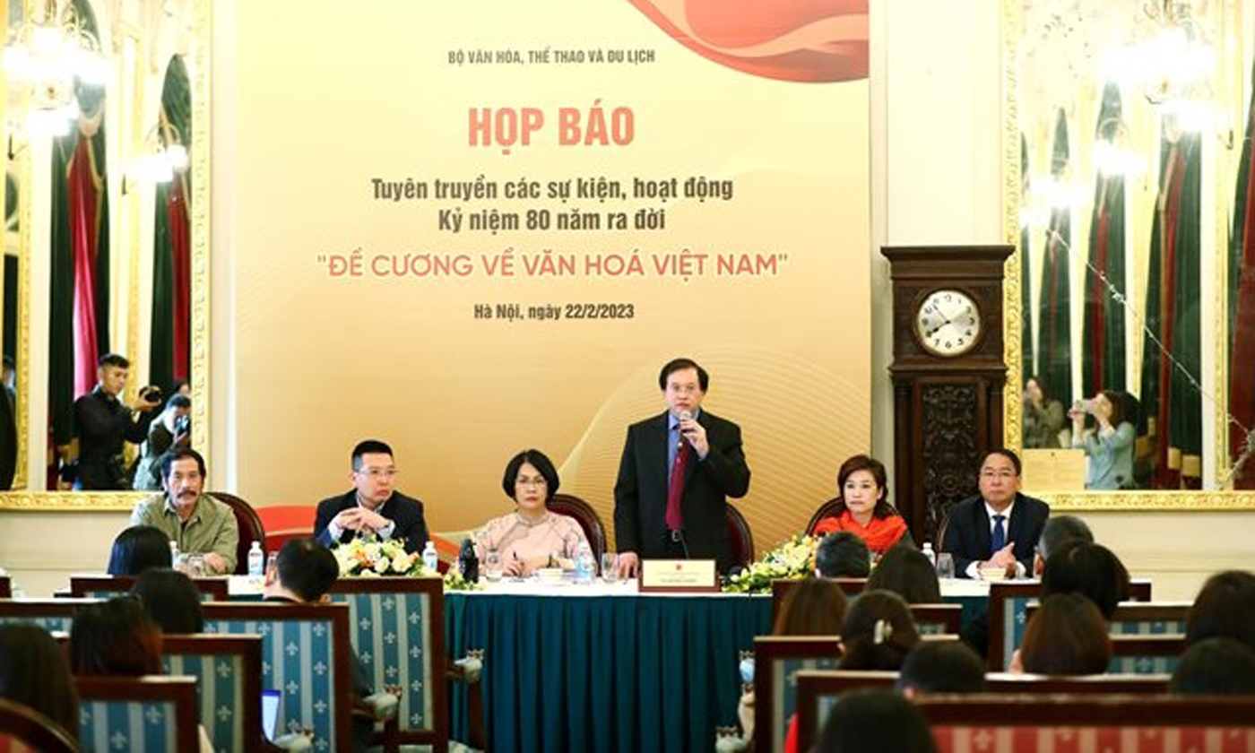 Họp báo giới thiệu về chương trình. 