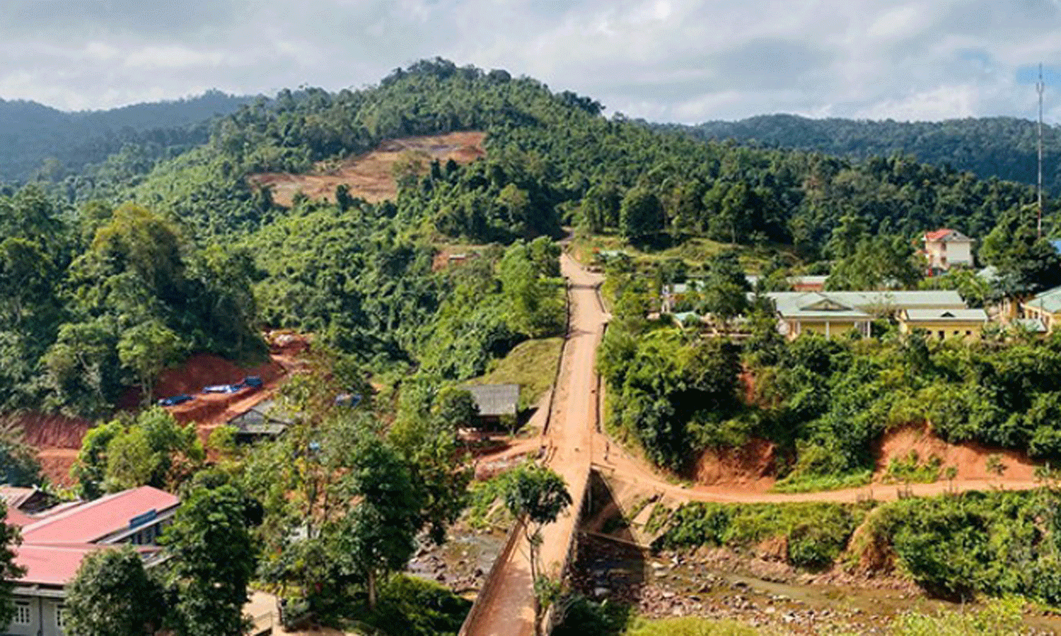 Ca Roong border gate area. (Photo: Quang Binh Newspaper).