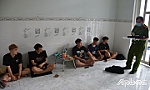 Bắt nhóm đối tượng sử dụng cần sa và 11 dao tự chế