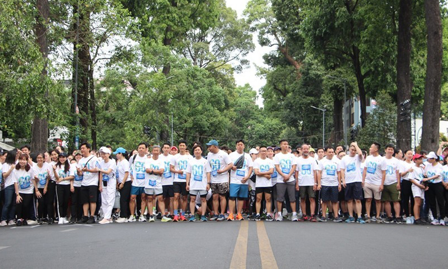 ABO/NDO- On March 25, a running competition took place in Ho Chi Minh City, with the participation of over one thousand people, as part of the Earth Hour programme activities.