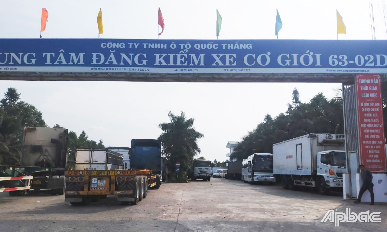 Trung tâm Đăng kiểm xe cơ giới 63-02D đặt ra quy định gây khó cho các tài xế.