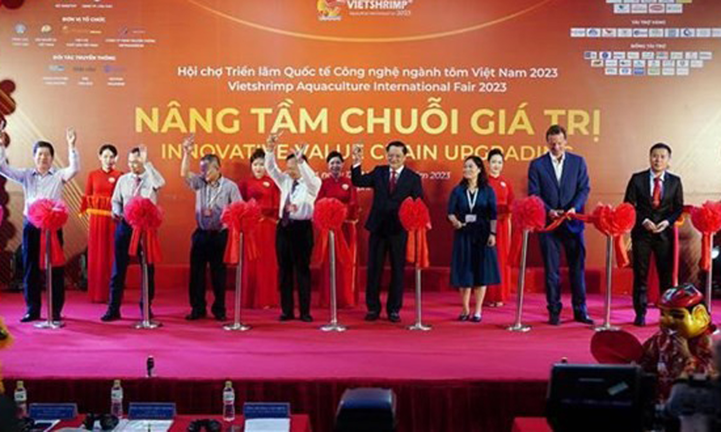 ABO/NDO- The 4th Vietnam International Shrimp Industry Technology Expo (VietShrimp 2023) kicked off in the Mekong Delta city of Can Tho on April 12, featuring 200 pavilions of 150 local and foreign businesses and organisations.