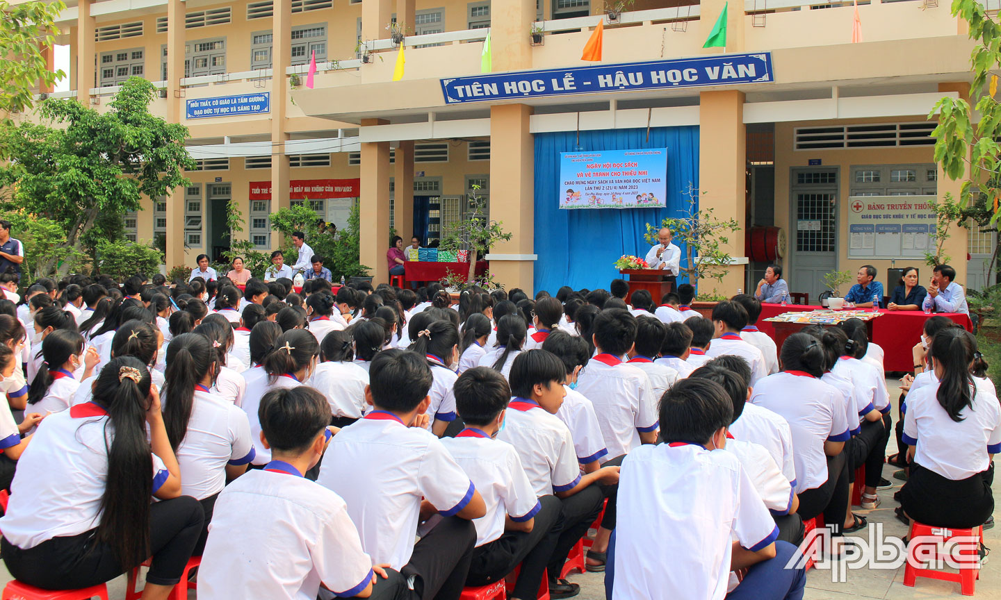 Quang cảnh chương trình.