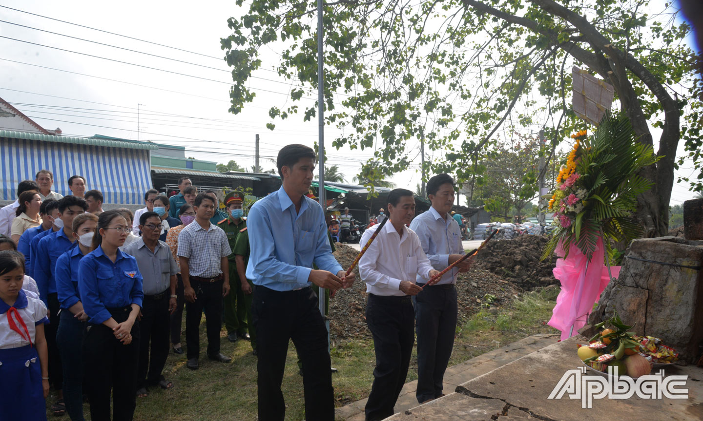 Đảng bộ và nhân dân xã Bình Ninh luôn tự hào về truyền thống để không ngừng ra sức phấn đấu xây dựng quê hương.