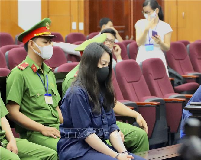 Bị cáo Nguyễn Võ Quỳnh Trang tại Toà. Ảnh: Hồng Giang/TTXVN