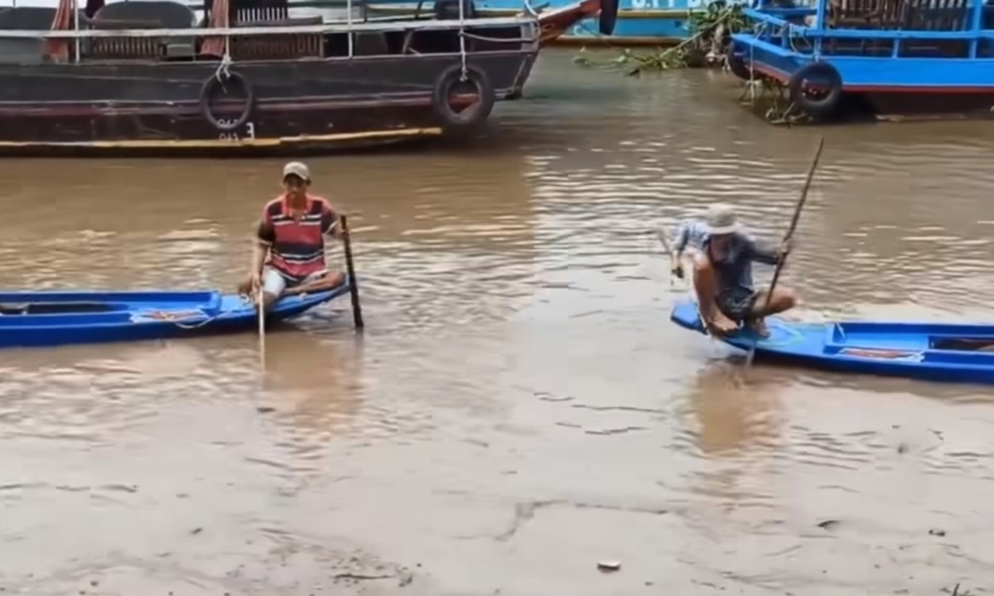 Nhóm thanh niên ngang nhiên chích điện đánh bắt cá phóng sinh - Báo Ấp ...