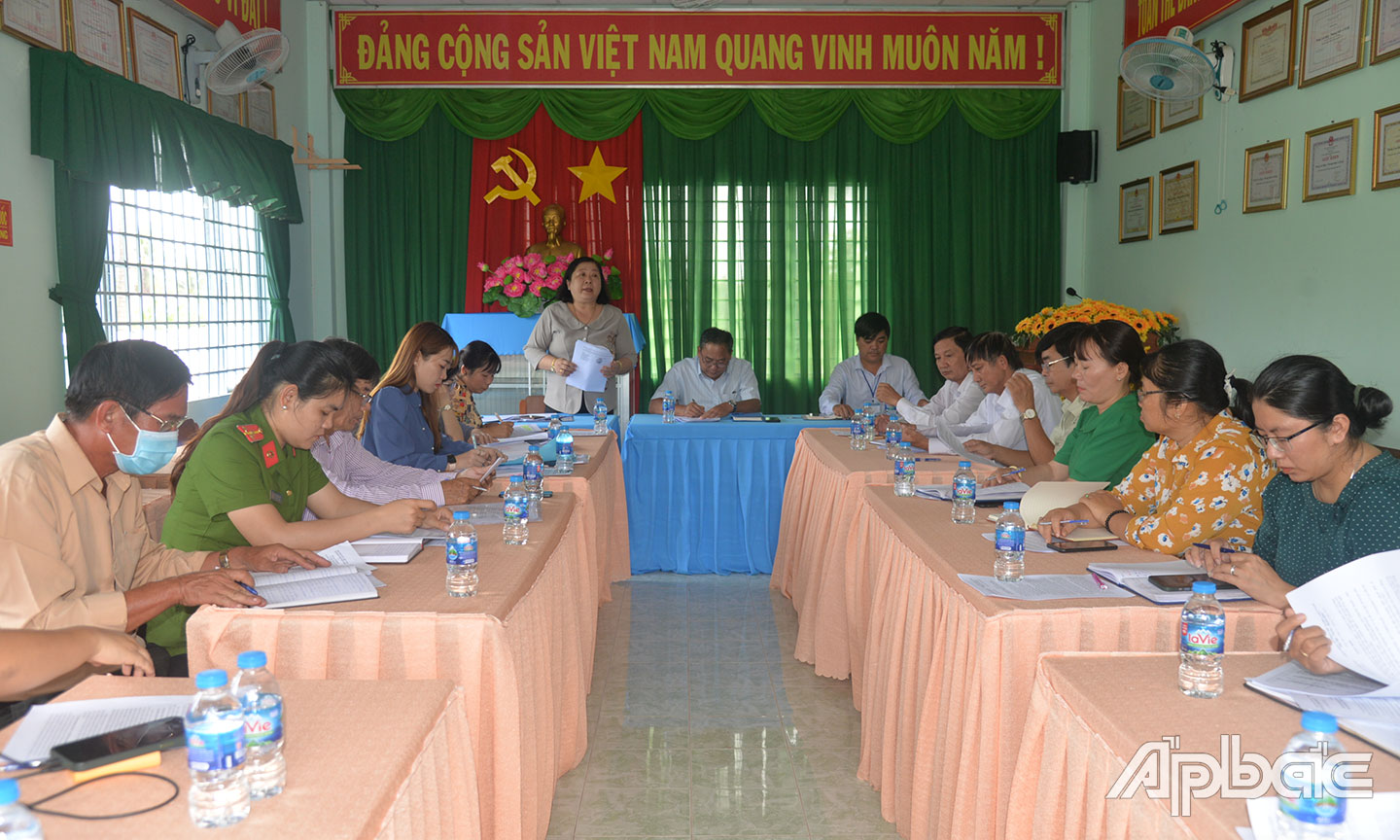                   Đoàn giám sát của Hội LHPN tỉnh đã có buổi giám sát, làm việc với Ban VTBPN huyện Chợ Gạo.